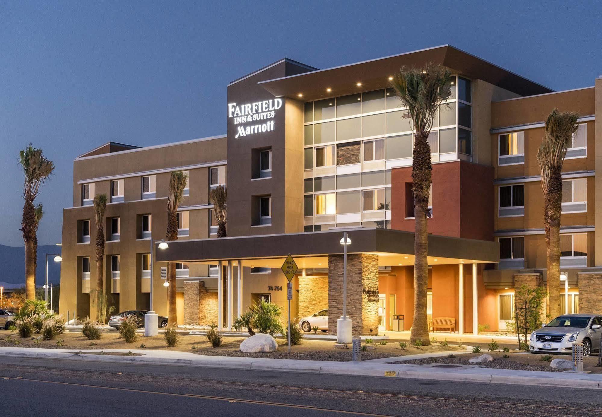 Fairfield By Marriott Inn & Suites Palm Desert Coachella Valley Eksteriør billede